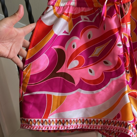 Express Sz M Graphic Print Button Down Shirt & Shorts Set. SOLD AS A SET. - Picture 11 of 16